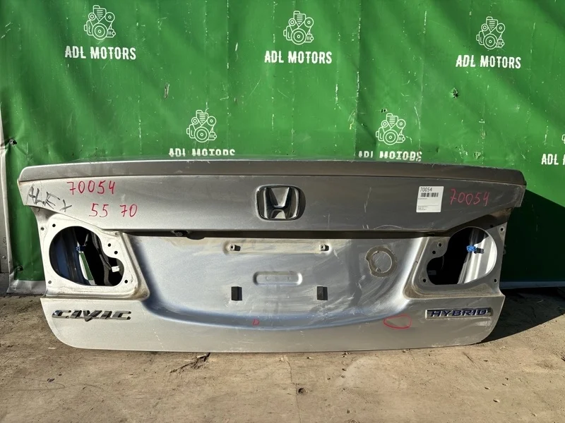 Крышка багажника Honda Civic 8 2009-2011 4D