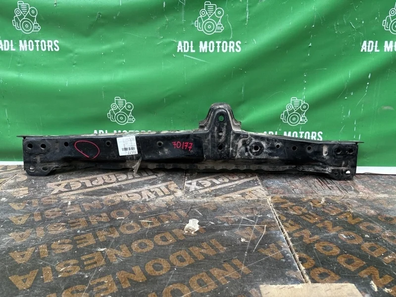 Балка подвески Toyota RAV4 2013-2018 40