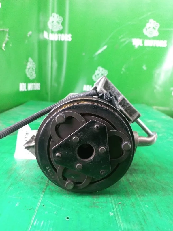 Компрессор кондиционера Nissan NOTE 2006-2013