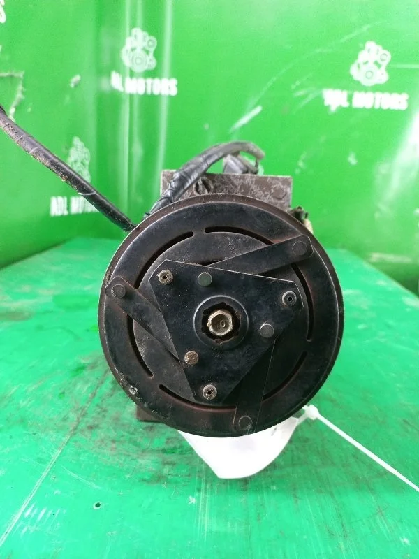 Компрессор кондиционера Nissan Qashqai X-Trail 2006-2013 92600CY70A J10 T31 MR20DE