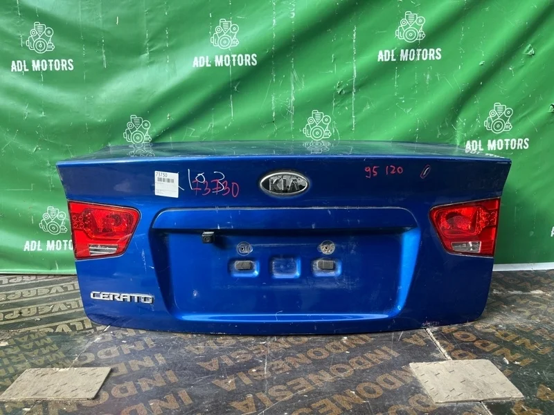 Крышка багажника Kia Cerato 2008-2013