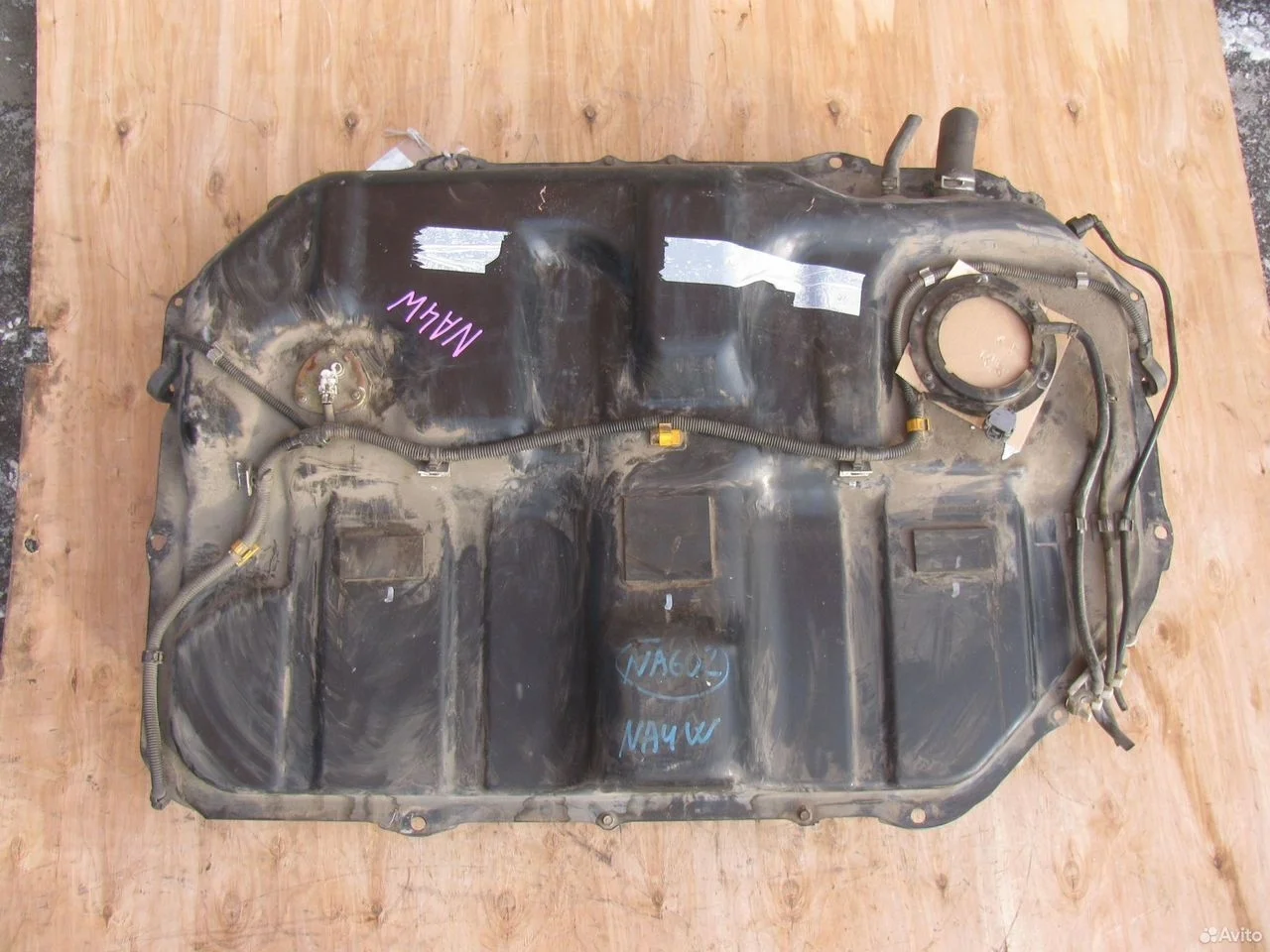 Бензобак mitsubishi grandis na4w