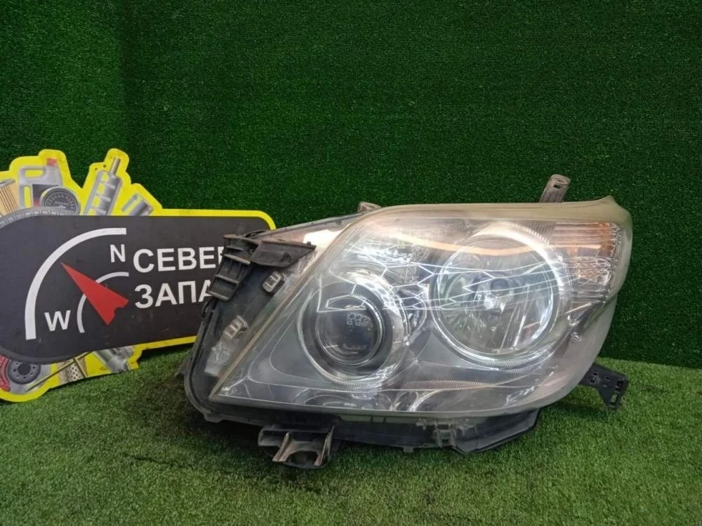 Фара Toyota Land Cruiser Prado 2012 150