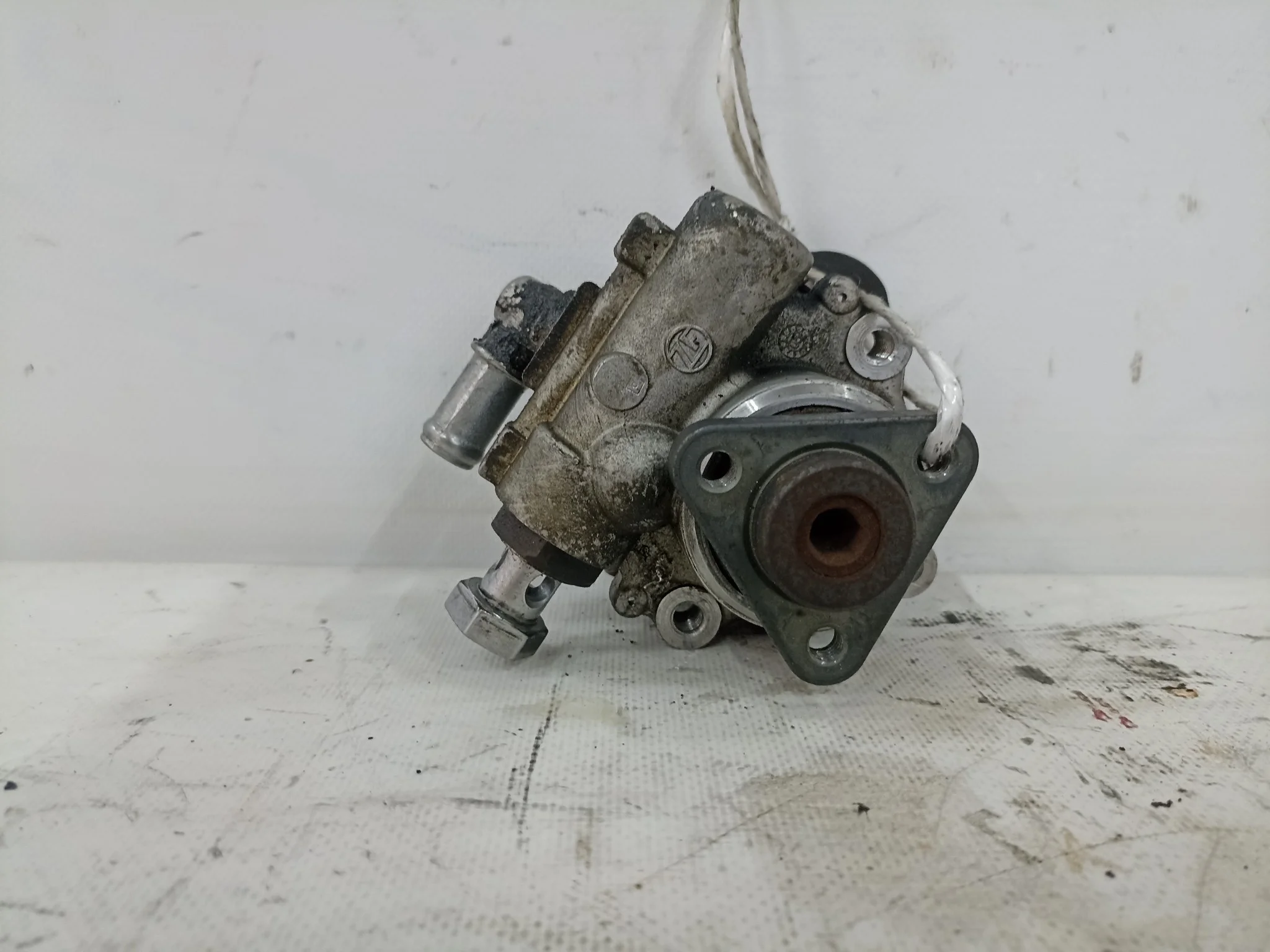 ГУР AUDI AUK A4 S4 8EC 8ED B7 8E0145155P