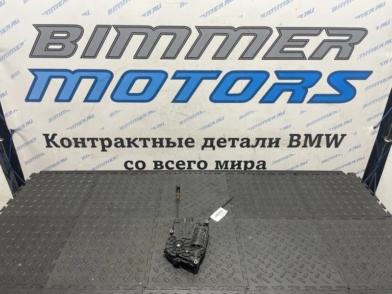 Доводчик двери Bmw 7 51217185689 F01 N63B44A, левый