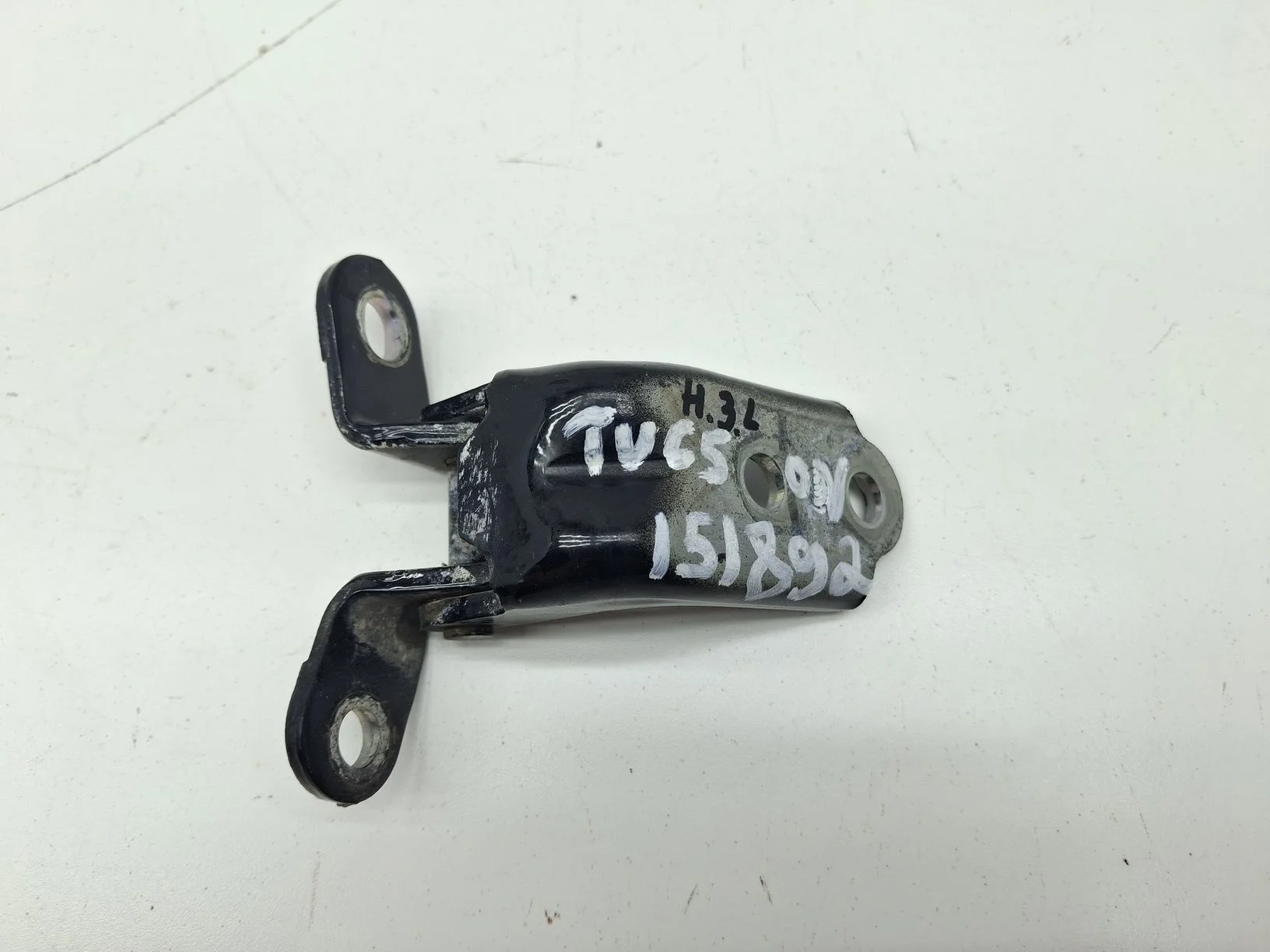 петля двери Hyundai Tucson (JM) 2004-2009