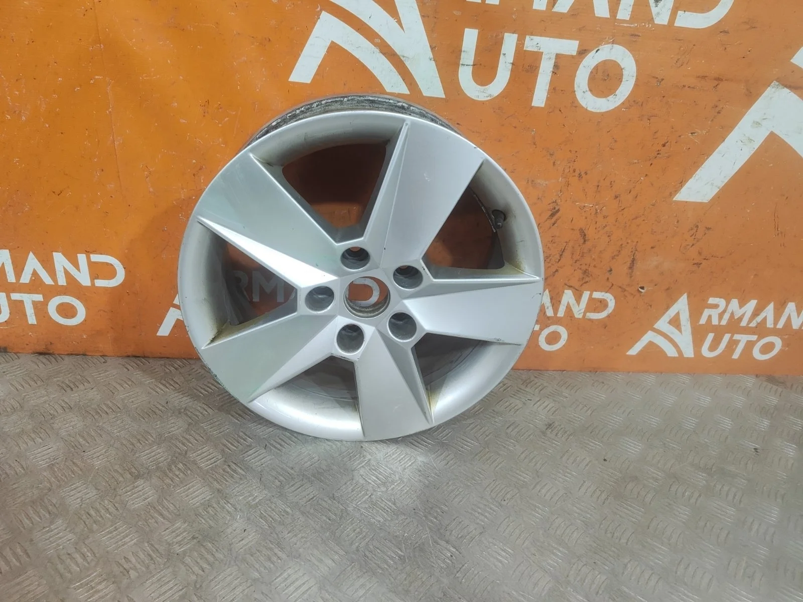 Диск колёсный r16 Skoda Octavia 3 A7 (5E)