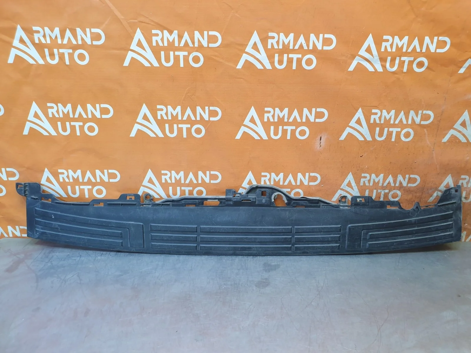 Накладка бампера верхняя Toyota Land Cruiser Prado 2009-нв 150