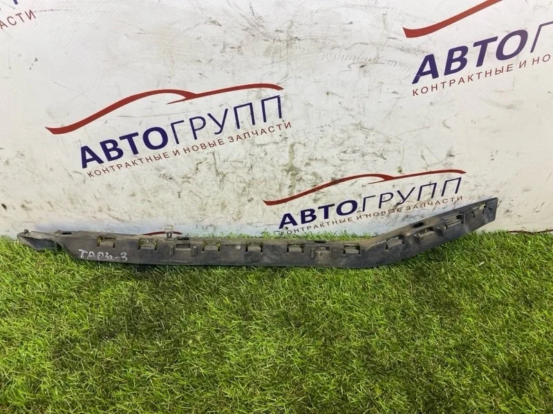 Кронштейн бампера MB C250 2012 W204 Рест