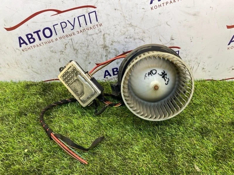 Вентилятор печки MB C250 2012 W204 Рест