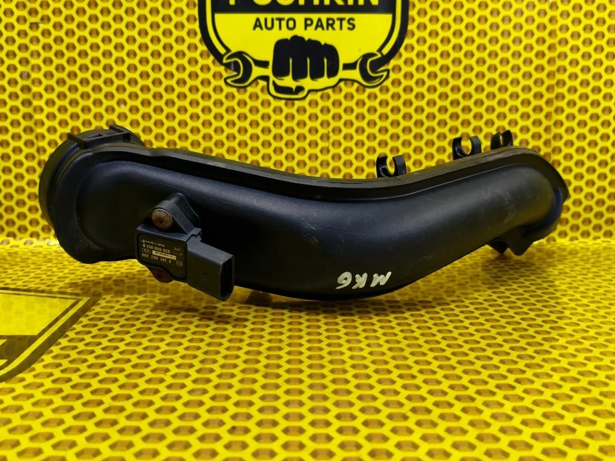 Патрубок интеркулера Volkswagen Golf 2012 MK6
