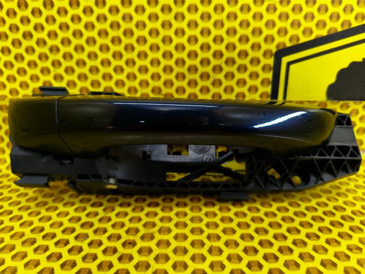 Ручка двери наружная Volkswagen Golf 2012 MK6