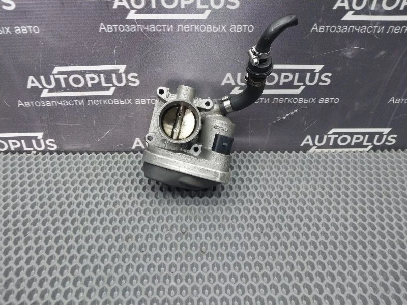 Дроссельная заслонка Volkswagen Golf 1997-2006 036133062L AKQ