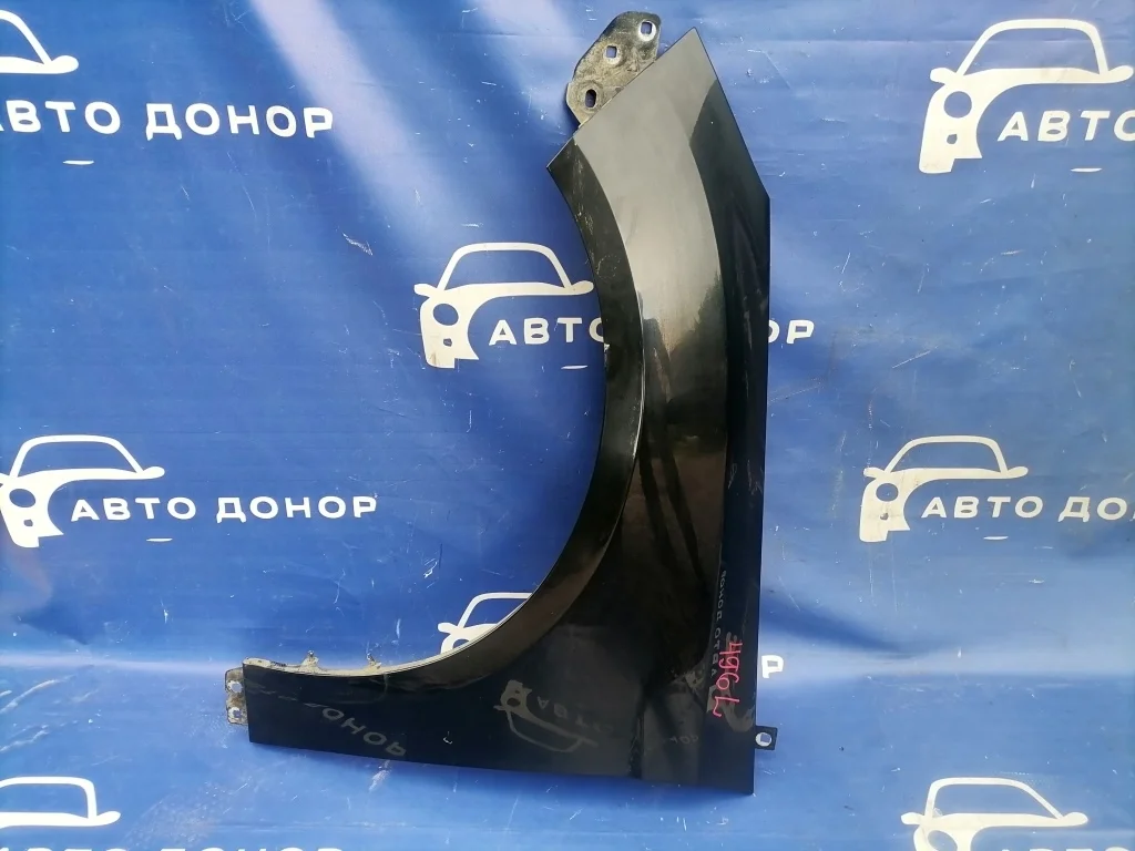 крыло FORD FOCUS CB8 IQDB
