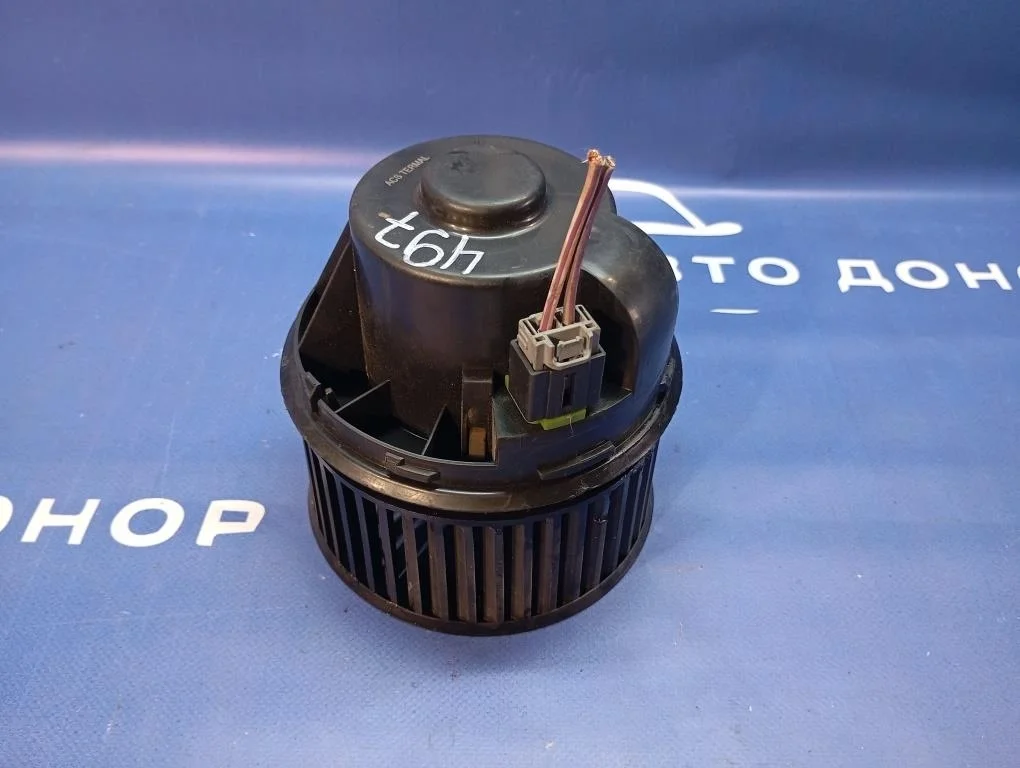 мотор печки FORD FOCUS CB8 IQDB