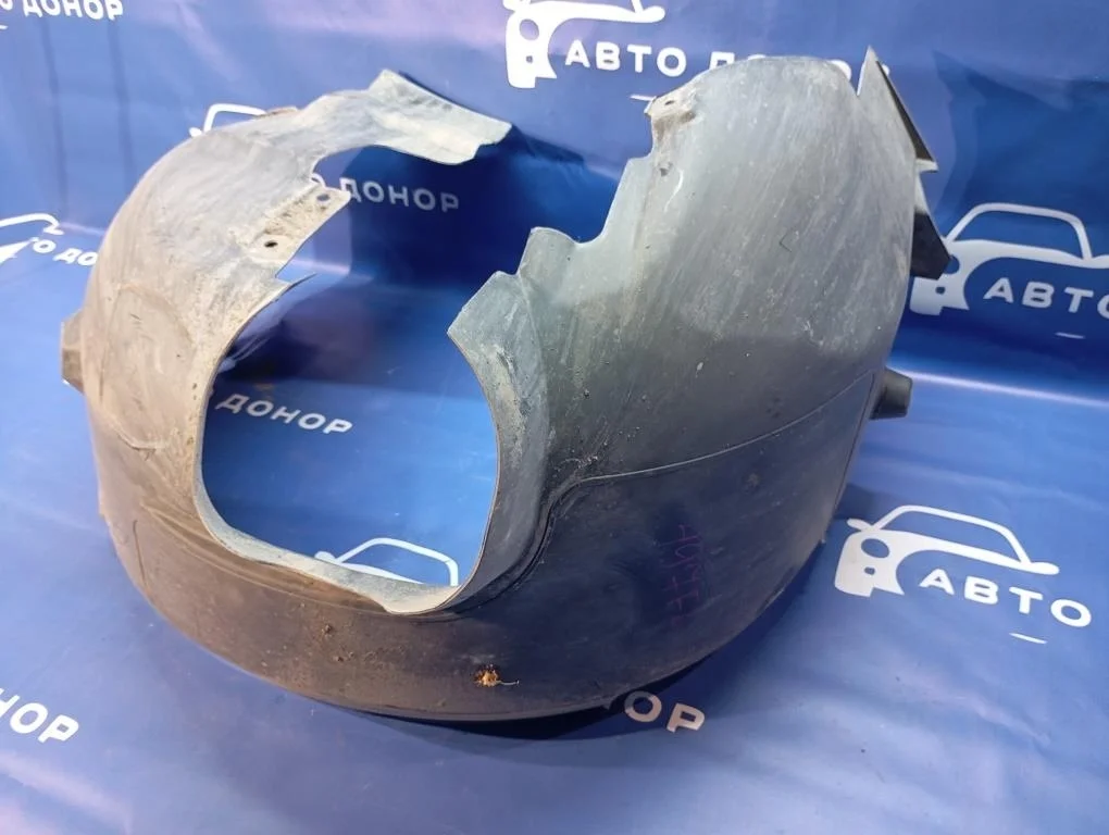подкрылок FORD FOCUS CB8 IQDB