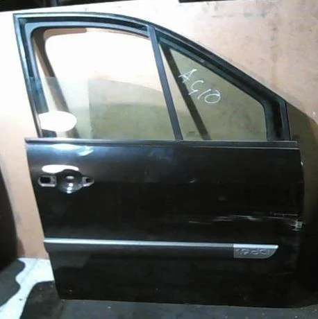 Дверь Renault Scenic 801002354R 2, передняя правая
