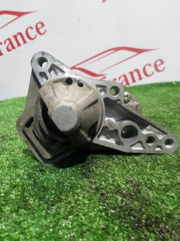 Стартер Renault Fluence 23300BC20B HR16DE