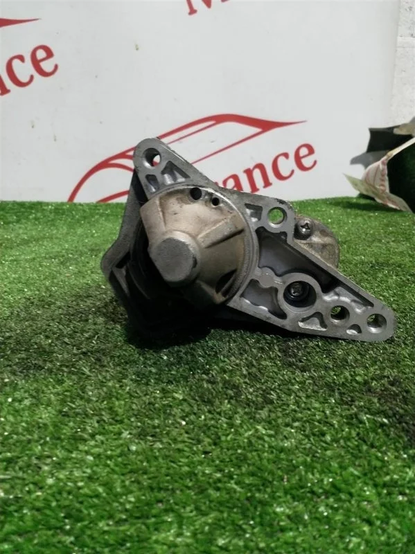 Стартер Renault Fluence 23300BC20B HR16DE