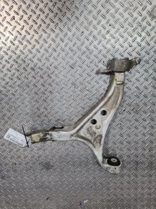 Рычаг передний нижний правый Mercedes-Benz M-Class A1663300207 W166, передний правый