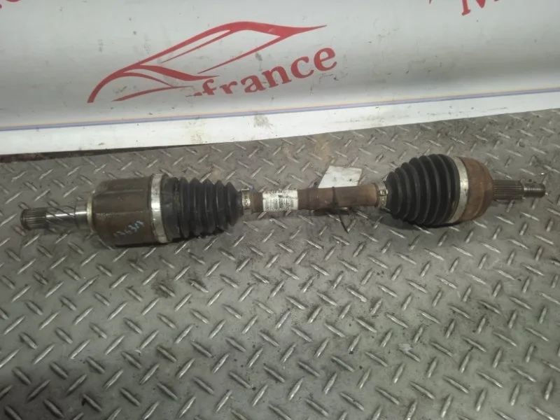 Привод Renault Duster 391017275R 1.5 DCI K9K 658, передний левый