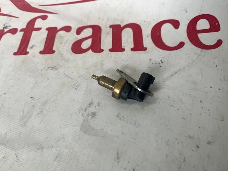 Датчик температуры охлаждающей жидкости Mercedes-Benz M-Class A0041539728 W164