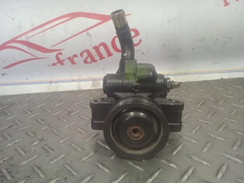 Насос гидроусилителя руля Ford Fusion 1666079 1 1.4 FXJB