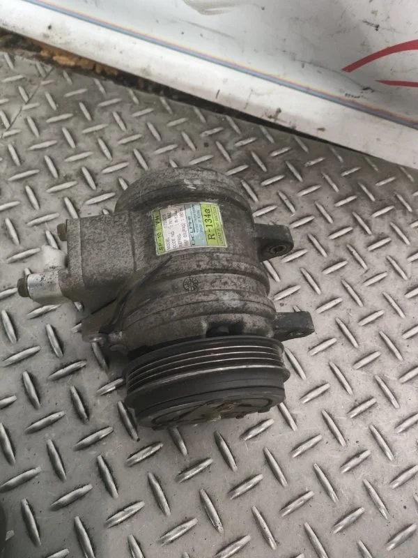Компрессор кондиционера Chevrolet Aveo 2007 96473634 T250 1.2 B12S1 8V