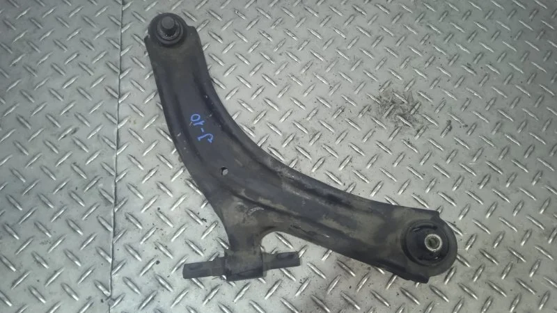 Рычаг передний Nissan Qashqai 2011 54500BB00A J10 1.6 DCI R9M 405, правый