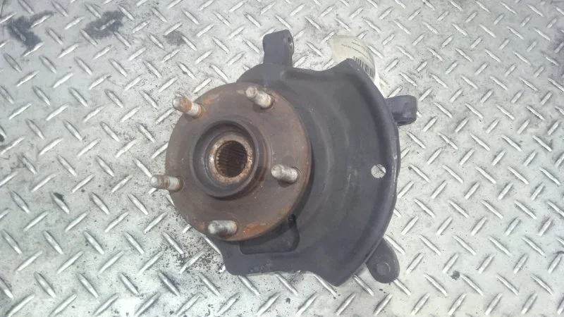 Кулак поворотный Nissan X-Trail 400158H300 T30, передний левый