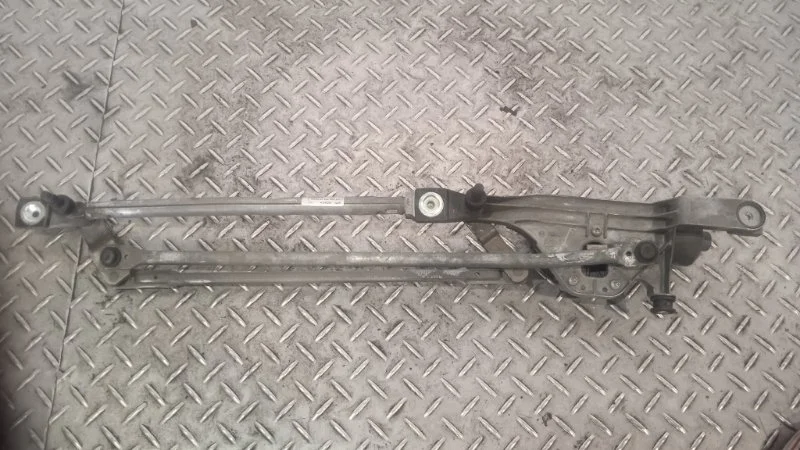Трапеция дворников Ford Focus 4M5117504AB 2 1.6 TDCI G8DA