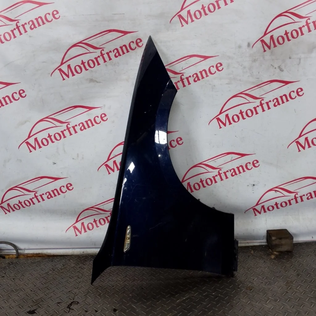 Крыло Bmw 1-Series 2008 41357133228 E88, переднее правое