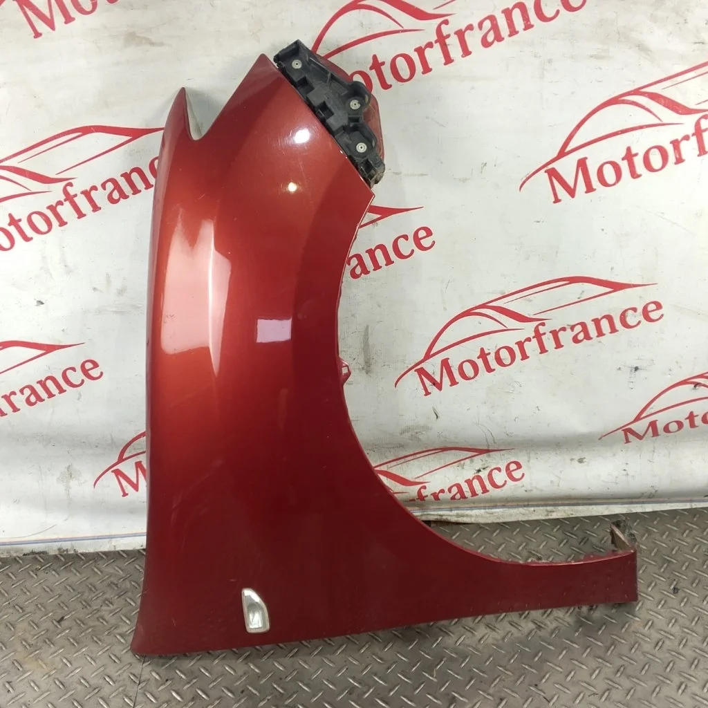 Крыло Renault Sandero 631009189R 2, переднее правое