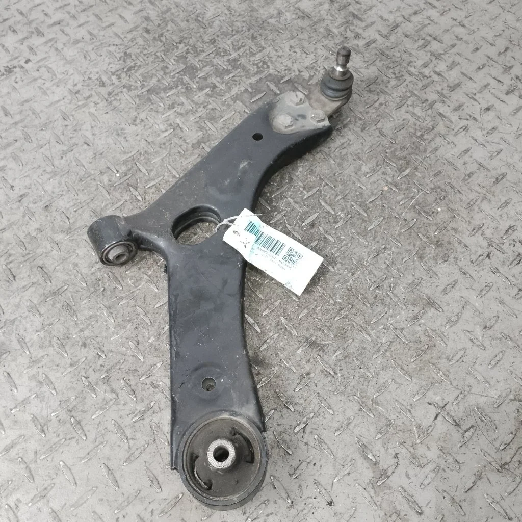 Рычаг передний Hyundai Ix35 545002Y002 1, правый