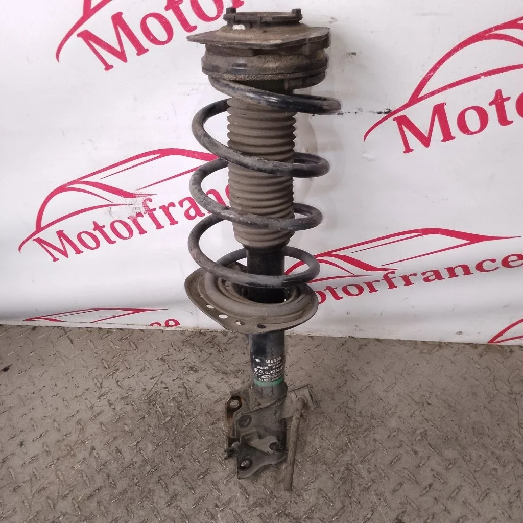 Стойка амортизатора в сборе Nissan Qashqai 54302JD01A J10, передняя правая