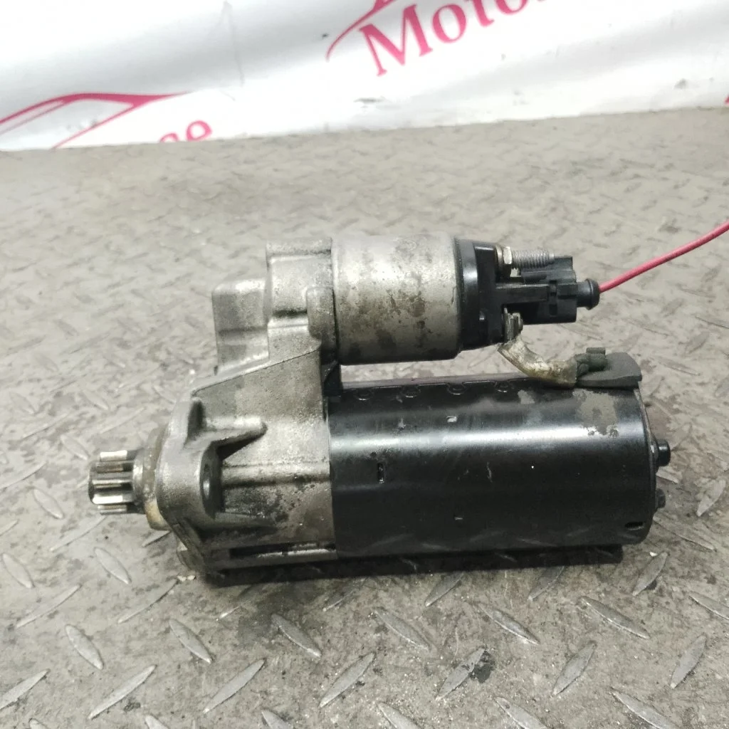 Стартер Volkswagen Passat 0001123016 B6 2.0 TDI BKP