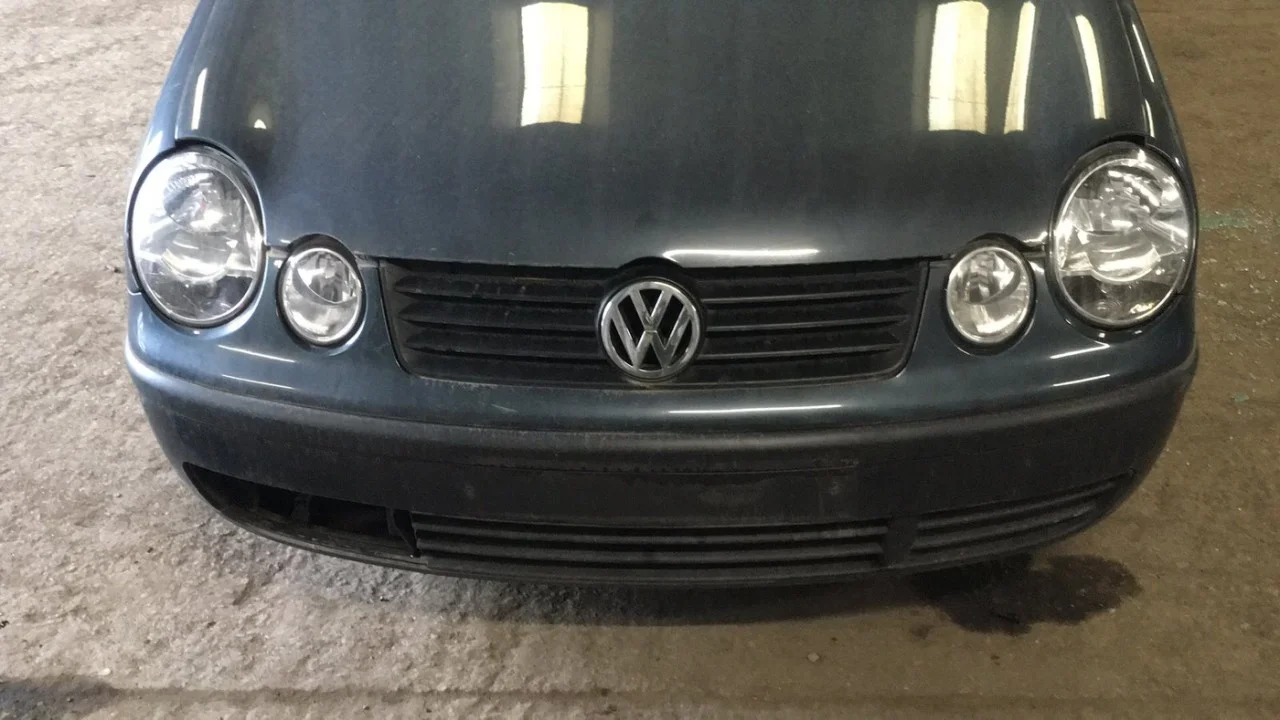 Продажа Volkswagen Polo 1.2 (64Hp) (AZQ) FWD MT по запчастям