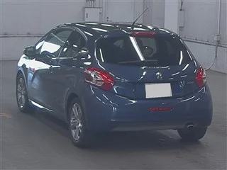 Продажа Peugeot 208 1.2 (82Hp) (EB2) FWD MT по запчастям