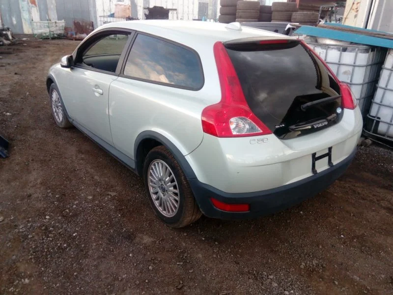 Продажа Volvo C30 2.4 (170Hp) (B5244S4) FWD AT по запчастям