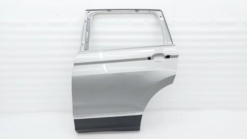 Дверь Volkswagen Tiguan 2022 AD1
