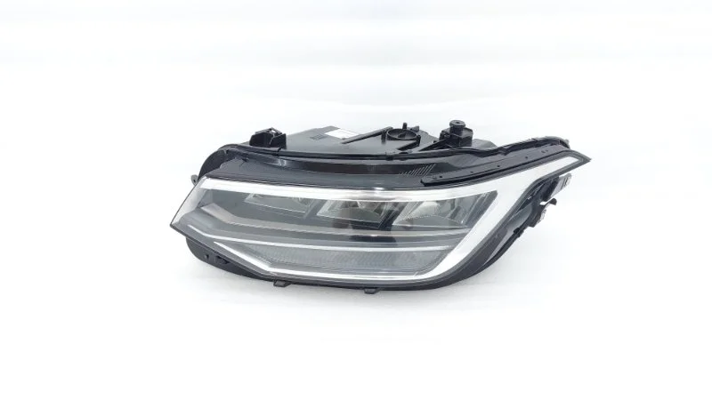 Фара Volkswagen Tiguan 2022 AD1