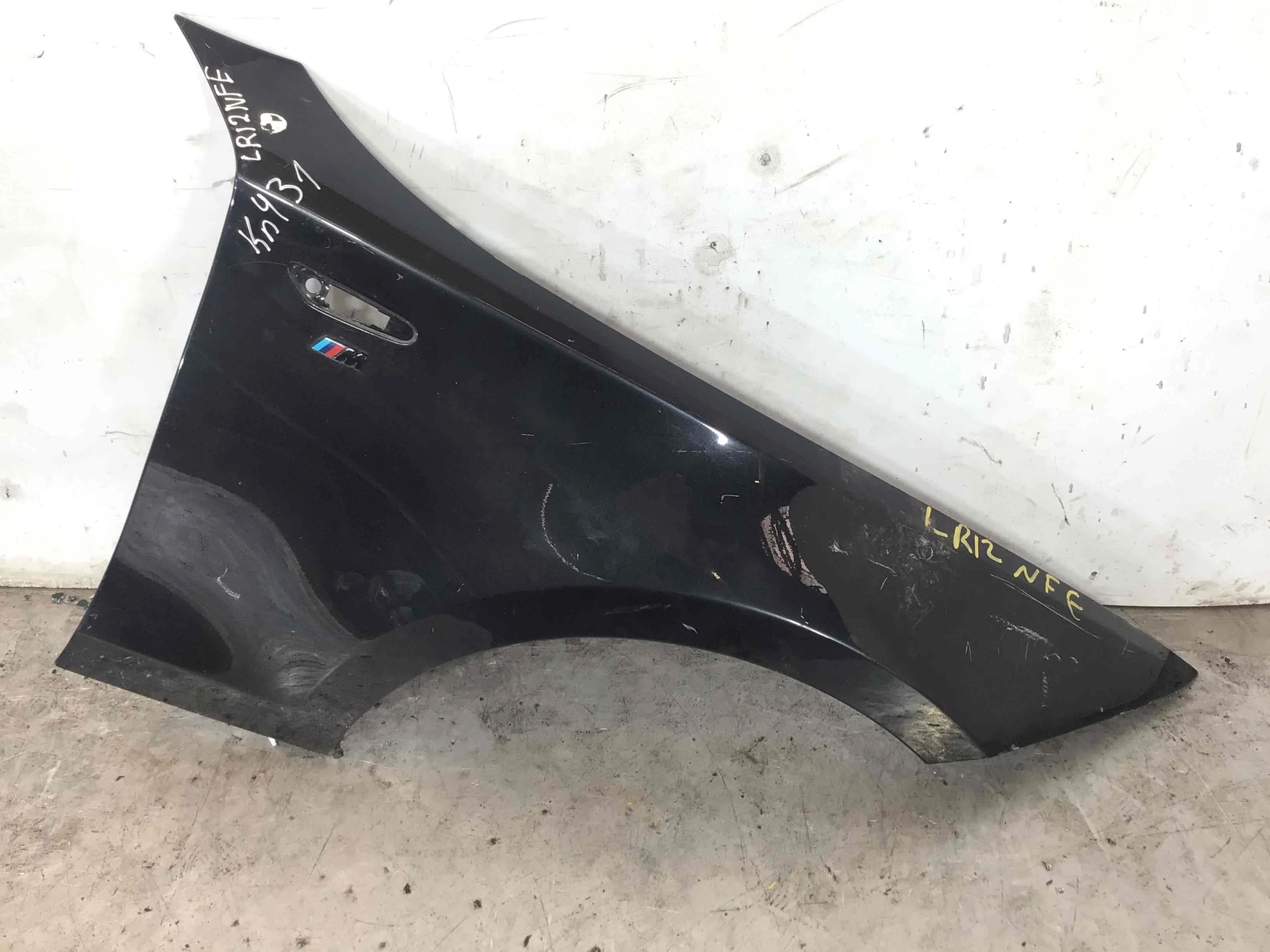 Крыло переднее правое BMW 1-Series E87/E81/E82/E88 [рестайлинг] (2007-2011) дизель 2.0 TD Механика Купе