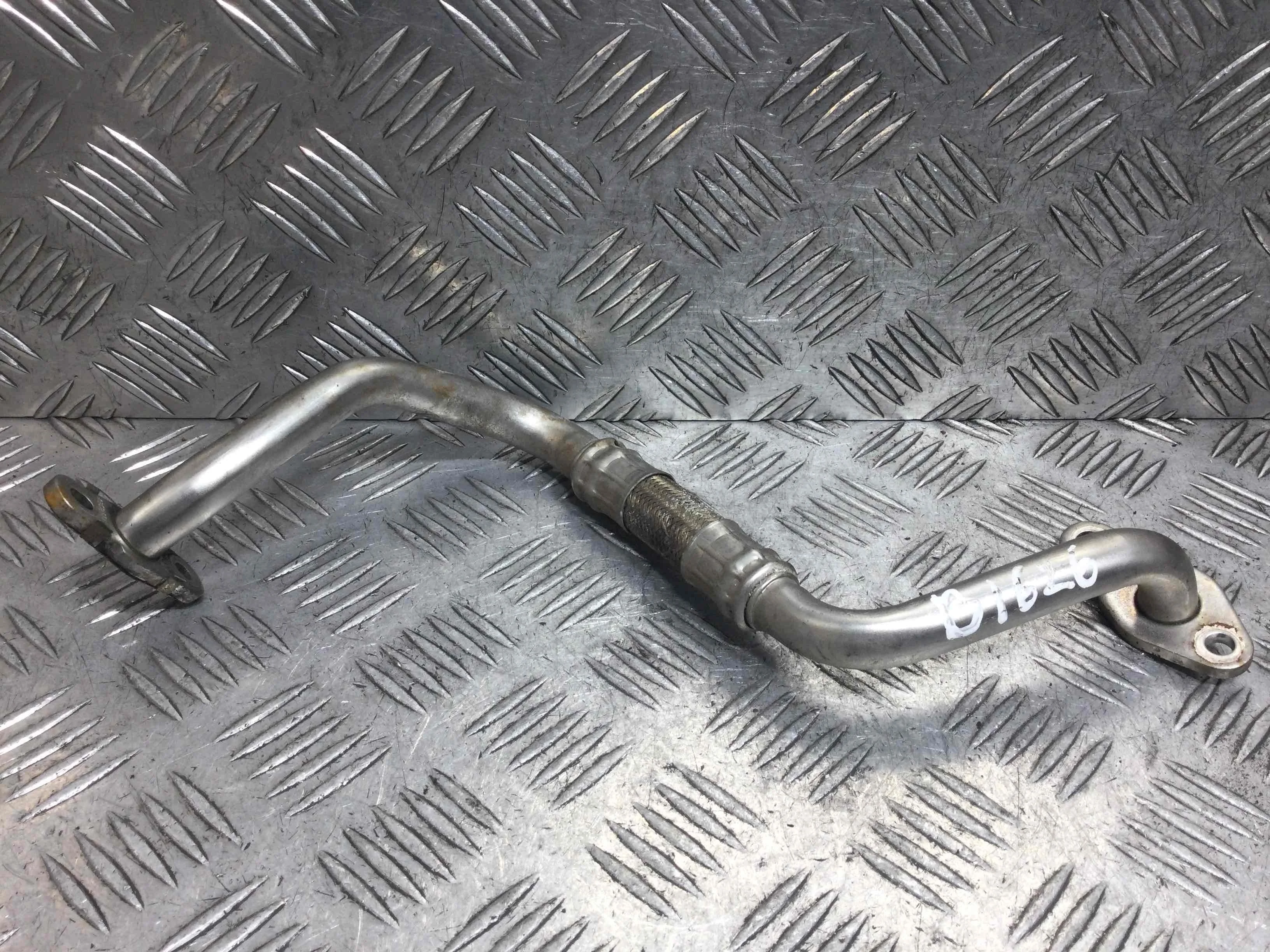 Масляная трубка турбины Volkswagen Golf 6 поколение (2008-2015) бензин 1.4  Механика Х/б