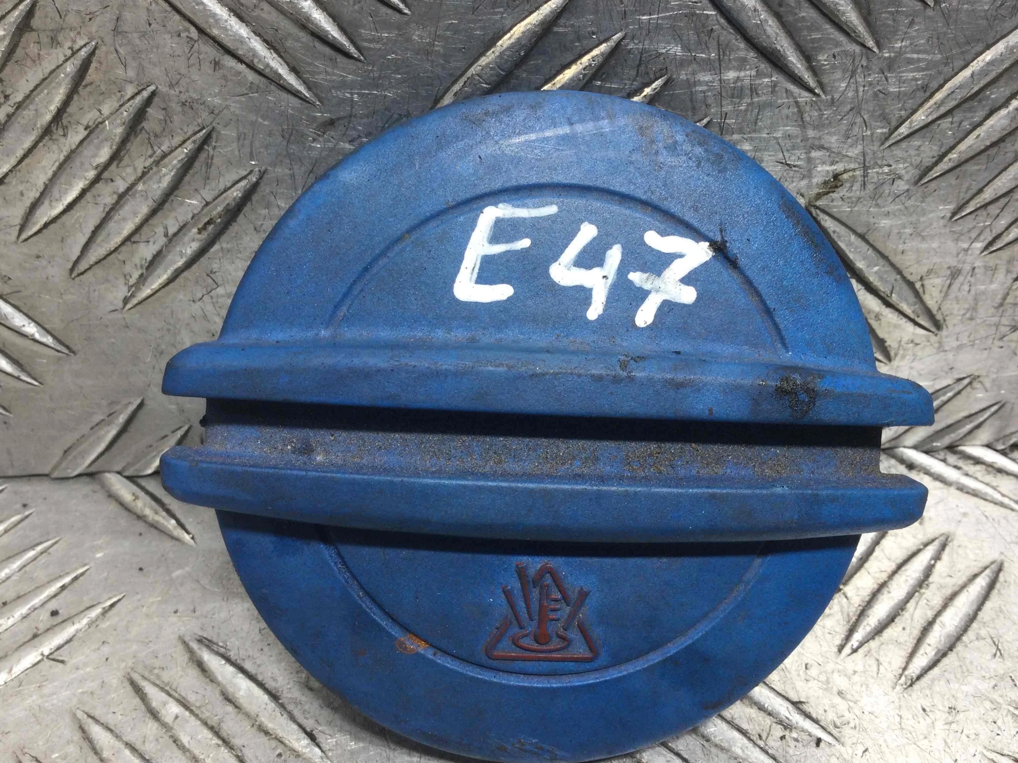 Крышка расширительного бачка Audi A3 8P/8PA [рестайлинг] (2004-2008) бензин 2.0 FSI Механика Х/б