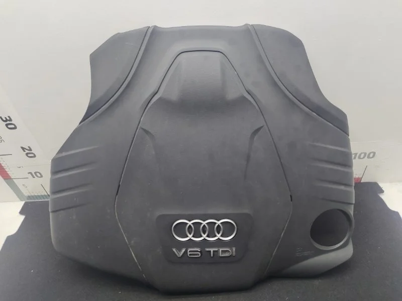 Декоративная крышка двигателя Audi A6 C7 CDUD 2012