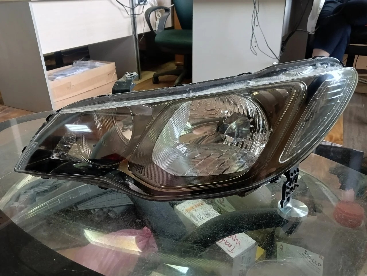 Фара ксенон Honda Civic 8 2009-2011 4D