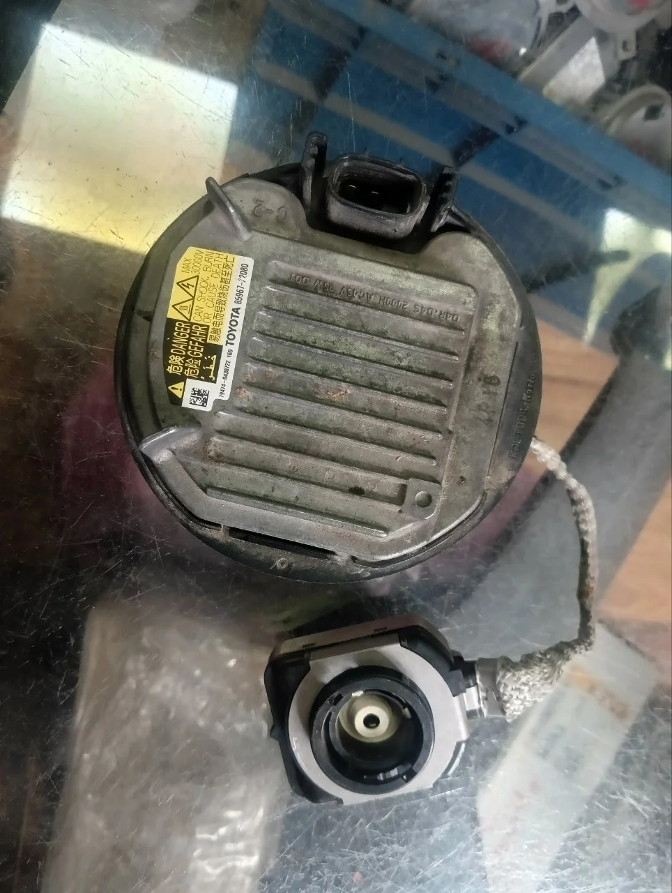 Блок розжига ксенона Toyota Camry 2012-2017 50 55