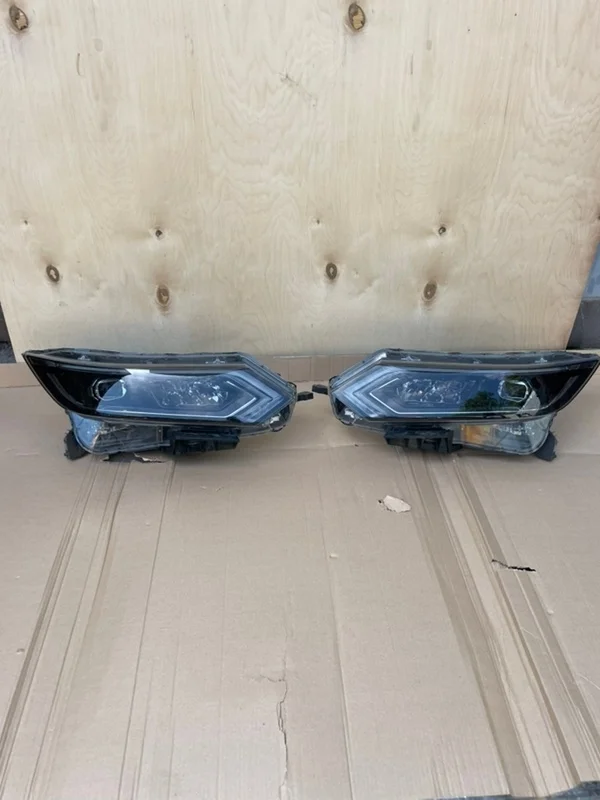 Фара светодиодная Nissan Qashqai рест