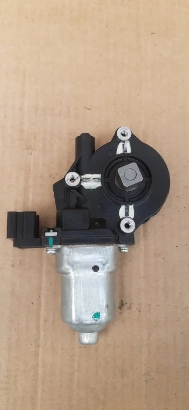 Мотор стеклоподъемника Nissan Teana J32