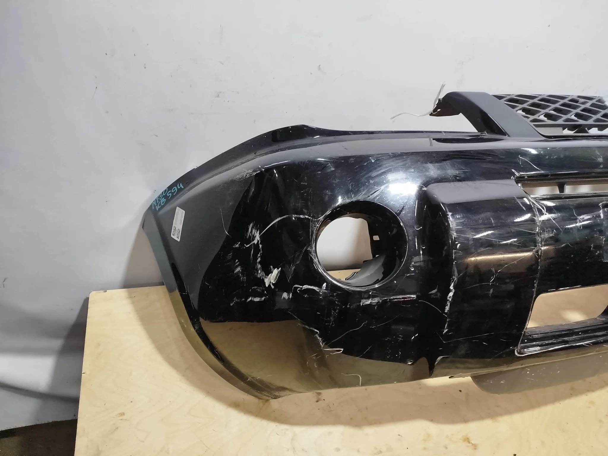 БАМПЕР NISSAN X-TRAIL NT30 PNT30 T30 F2022EQ0AD 2 МОДЕЛЬ ПЕРЕДНИЙ черный, KH3 KB594